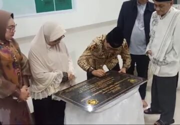 Penjabat Gubernur Maluku Sadali Ie Resmikan Pondok Pesantren Miftahul Khairat Ambon