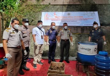 Karantina Pertanian Ambon Musnahkan 600Kg Kentang dan Enam Ekor Ayam